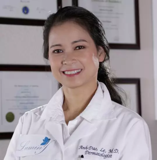 Dr. anh-dao-le